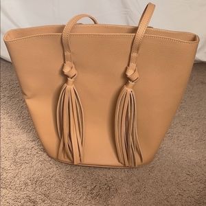 NWOT! L. Credi Ladies Large Brown Leather Bag